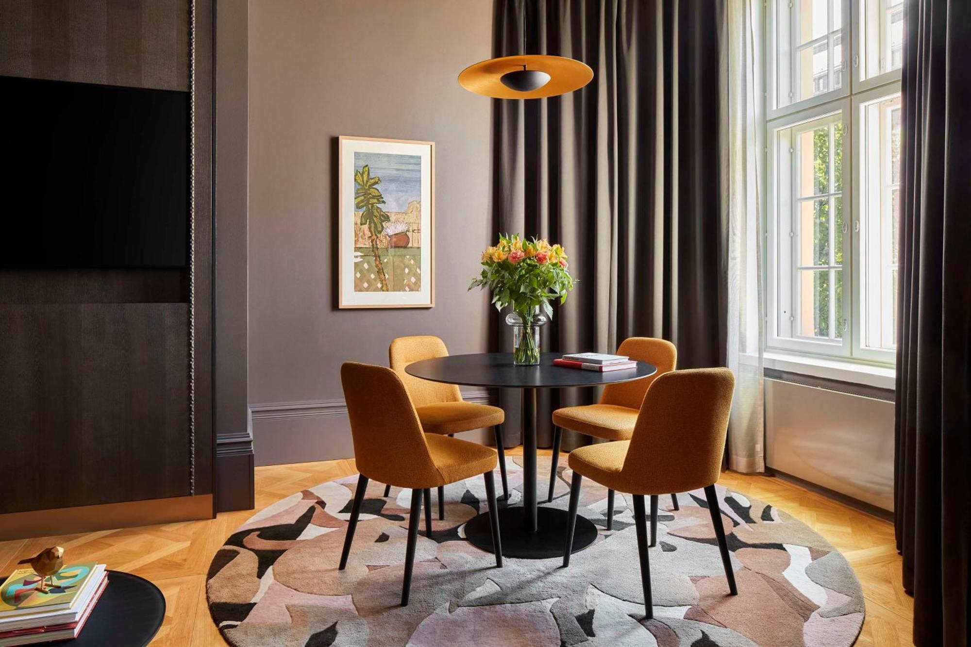 Nh Collection Helsinki Grand Hansa Екстериор снимка A dining room in a private house