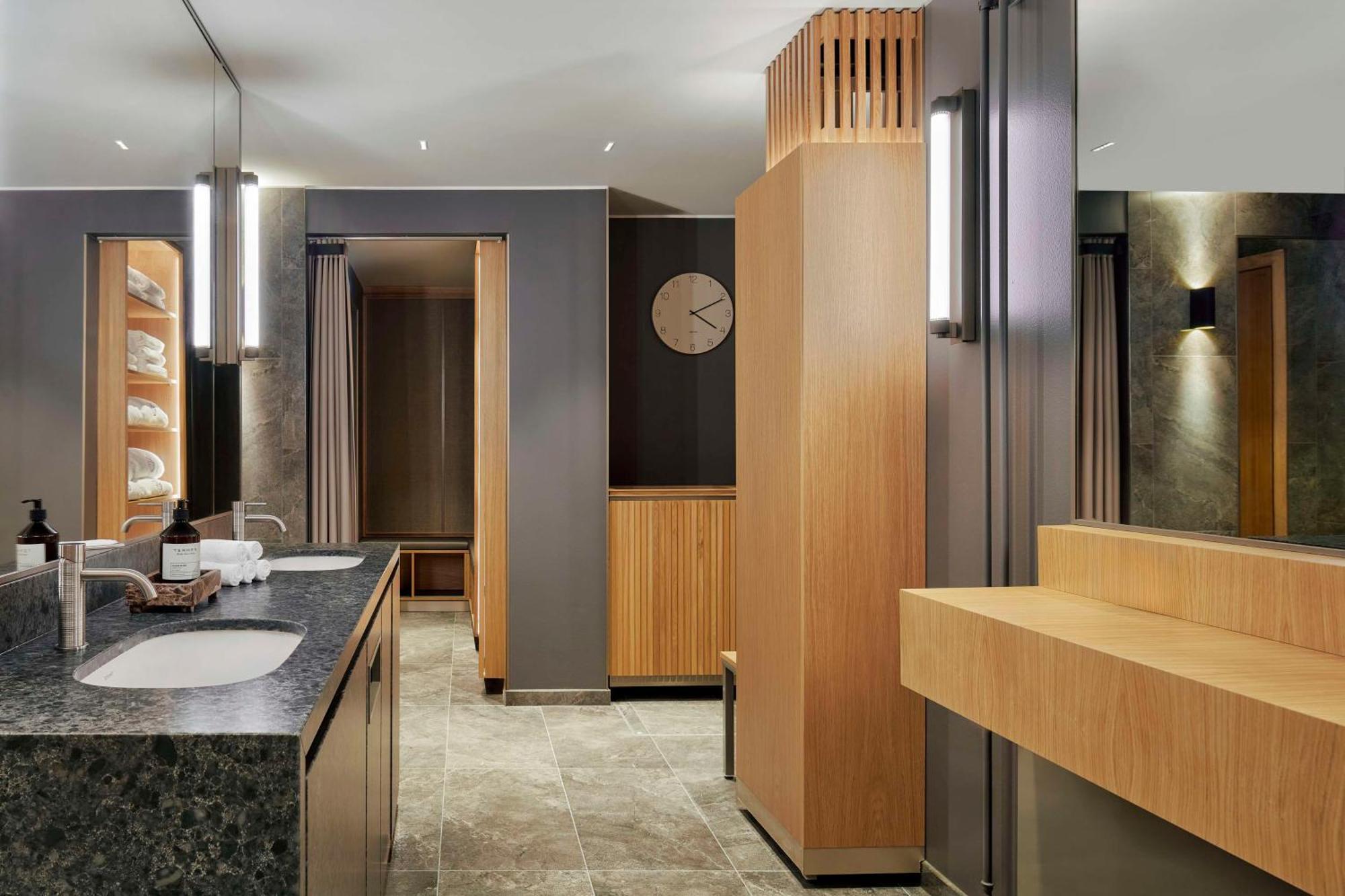 Nh Collection Helsinki Grand Hansa Екстериор снимка The interior of the bathroom