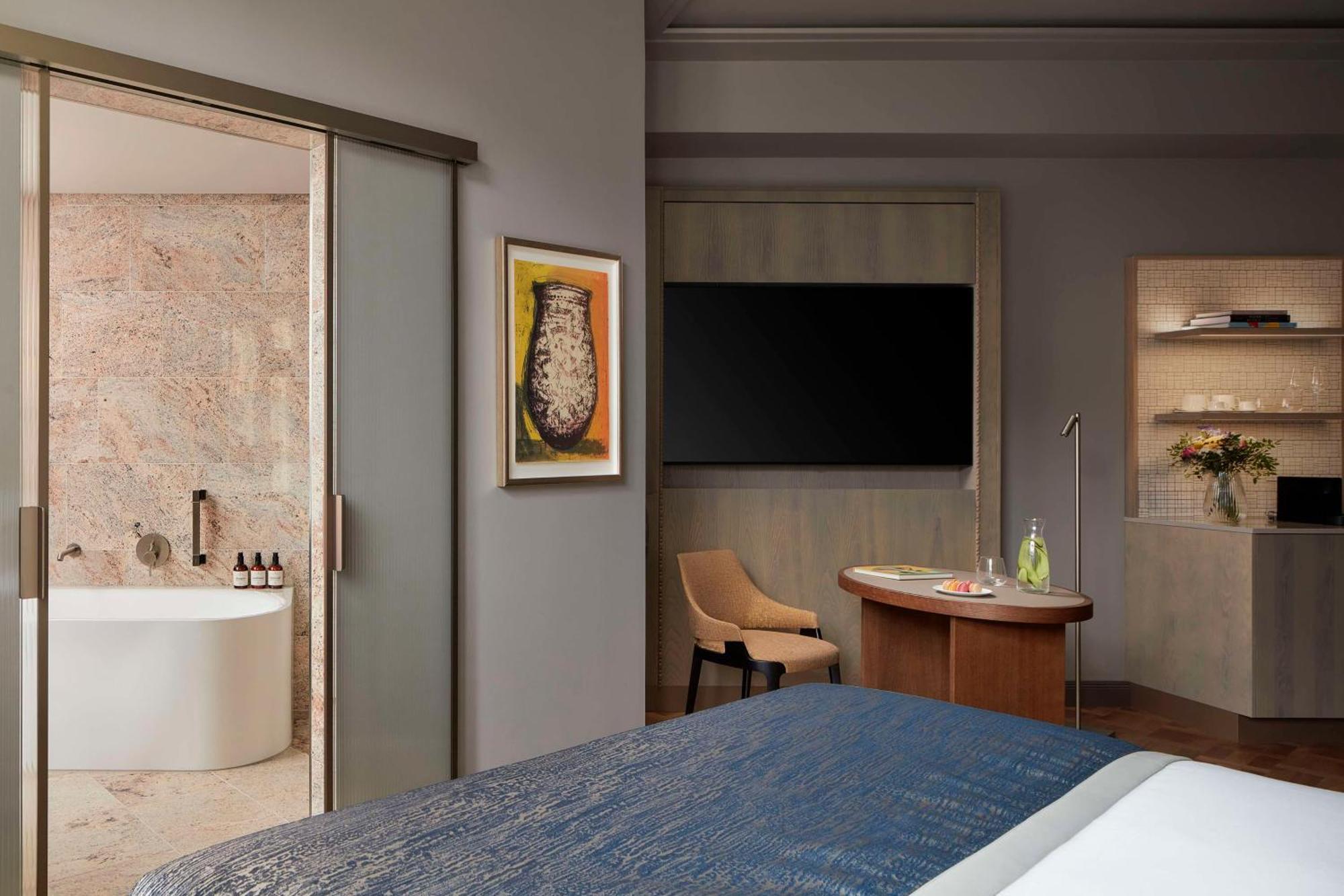 Nh Collection Helsinki Grand Hansa Екстериор снимка A bedroom at The London West Hollywood